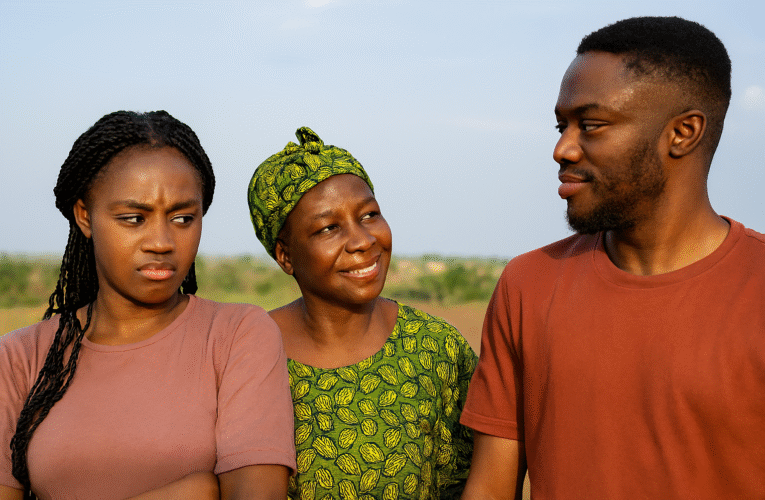 Pls help, My Mom is catching feelings for my Boyfriend, She licks her lips when she sees him – Anonymous Lady Shares