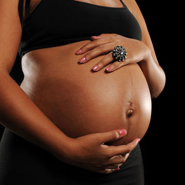I WENT TO BABYSIT MY BROTHER’S BABY AFTER HIS WIFE GAVE BIRTH, ONLY TO RETURN HOME PREGNANT FOR HIM- LADY SHARES DISTURBING STORY