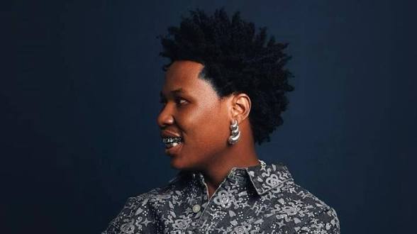 I DON’T HAVE TATTOOS BECAUSE IF MY MUSIC CAREER DOESN’T WORK OUT, I’LL GO BACK TO OFFICE WORK -SHODAY SHARES