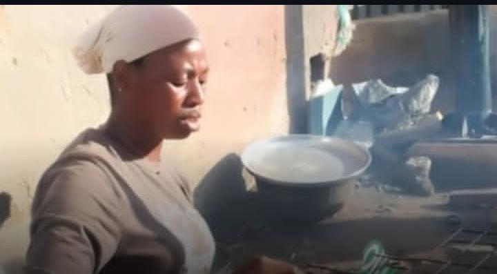 I EARN 750,000 NAIRA MONTHLY – CORN SELLER MAKES SHOCKING REVELATION